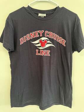 Vintage 1990’s Disney Cruise Line Navy Distressed Logo Graphic T-Shirt Small